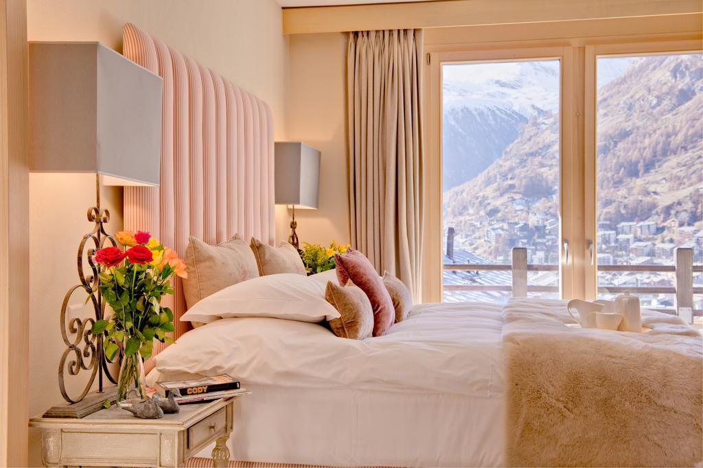 Chalet Grace Villa Zermatt Oda fotoğraf